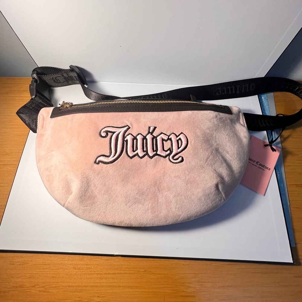 Juicy Couture Queen of everything Fanny  Bag  Dusty Blush/Chocol